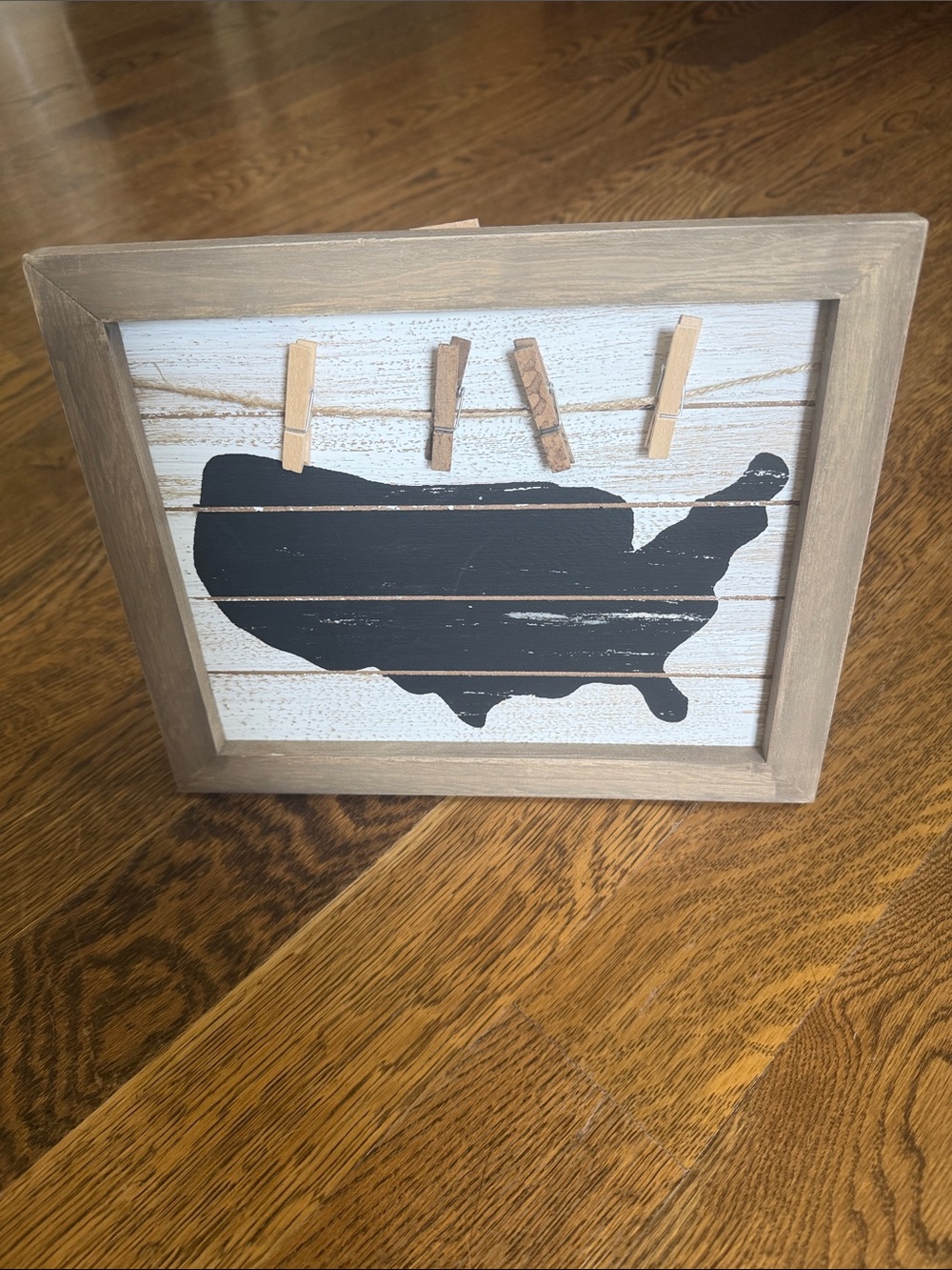 Photo bundle- wood holder and velvet photo book storage - Picture 2 of 16